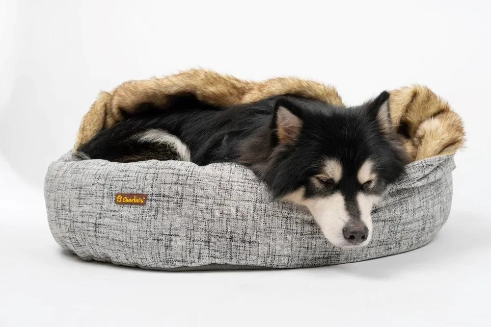Charlie’s – Snookie Hooded Pet Bed – Faux Wolf Fur & Linen – Light Grey