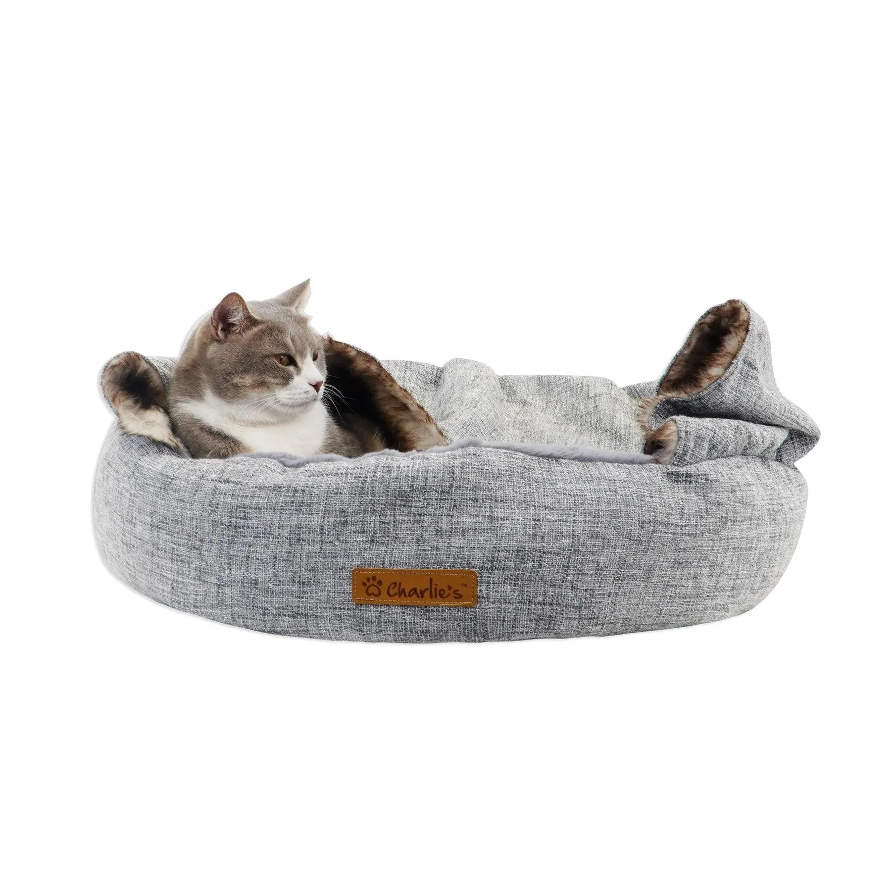 Charlie’s – Snookie Hooded Pet Bed – Faux Wolf Fur & Linen – Light Grey